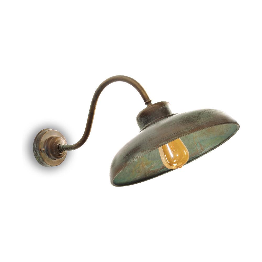 masivna medena lampa nastenna vodotesna patinovana medena staromodne balaton vikendovy dom antik renovacia vidiecky dom lovecky dom vinoteca vinarstvo pivnica osvetlenie vonkajsie na fasadu moretti luce 1335.t.ar_.jpg
